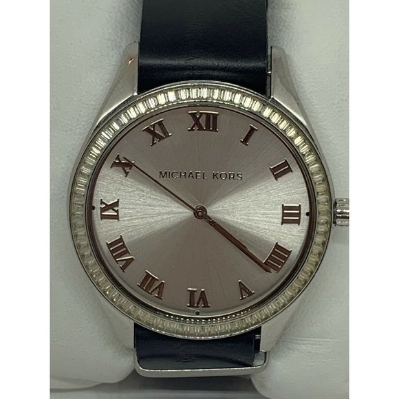 Michael Kors MK3243 Women\'s Leather Analog Dial Qu main image 11